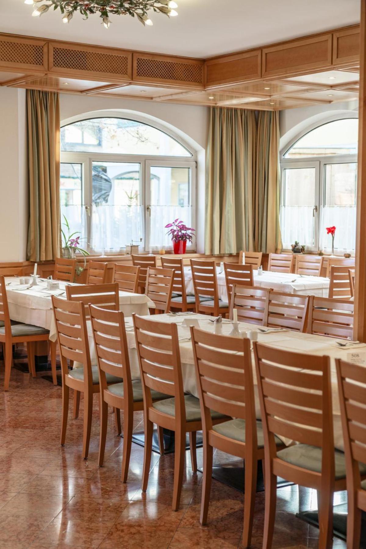 Hotel Restaurant Lebzelter Altenmarkt im Pongau Εξωτερικό φωτογραφία